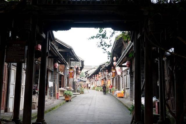selina任家萱疑怀二胎?本人辟谣:不过是肠胃炎